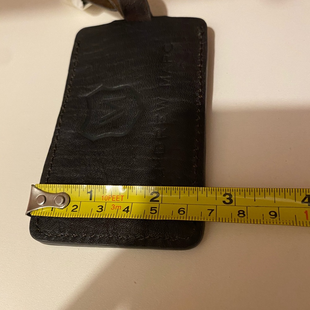 New Andrew Marc genuine leather luggage tag